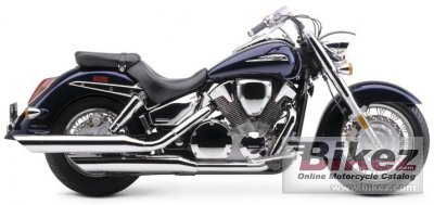 2004 Honda VTX 1300 Retro photo